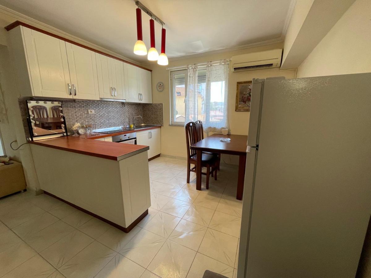 Tirana Flora Center Apartment Kültér fotó