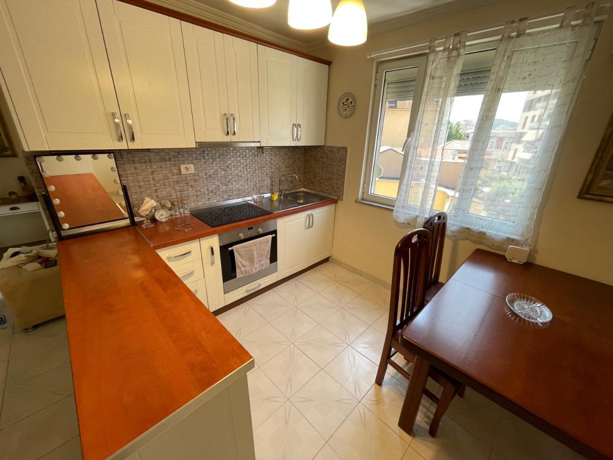 Tirana Flora Center Apartment Kültér fotó
